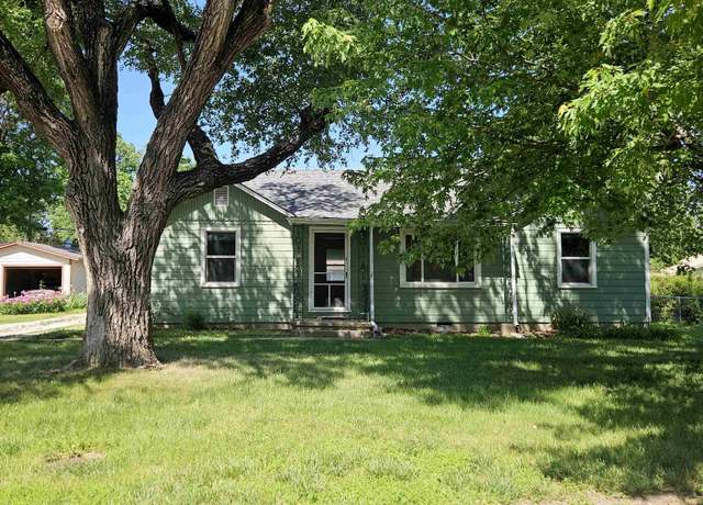 Property at 321 N Arthur, El Dorado, KS 67042, 3 beds, 1 bath