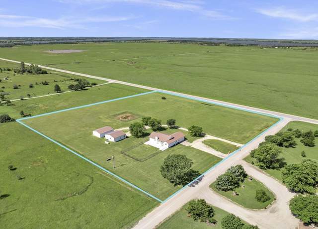 Property at 5067 NE 53rd St, El Dorado, KS 67042, 4 beds, 3 baths
