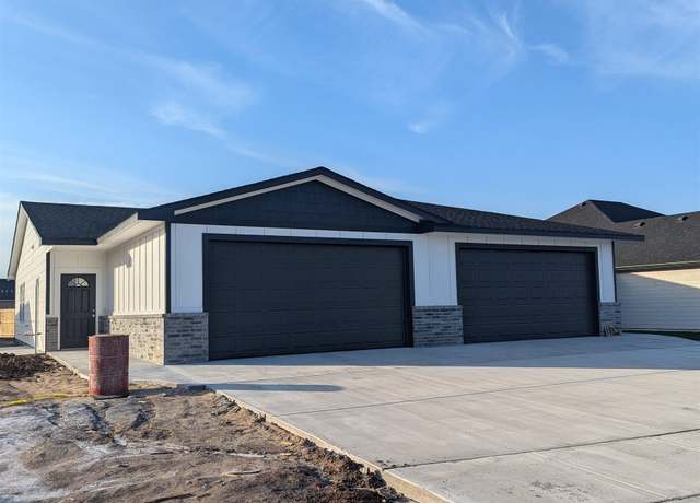 Property at 1134-1136 Trek Cir, Goddard, KS 67052, 2 beds