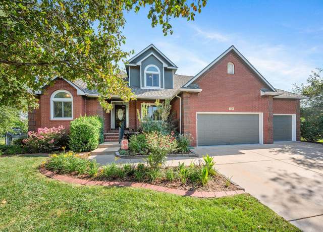 Property at 128 N Bay Country Cir, Wichita, KS 67235, 4 beds, 3.5 baths