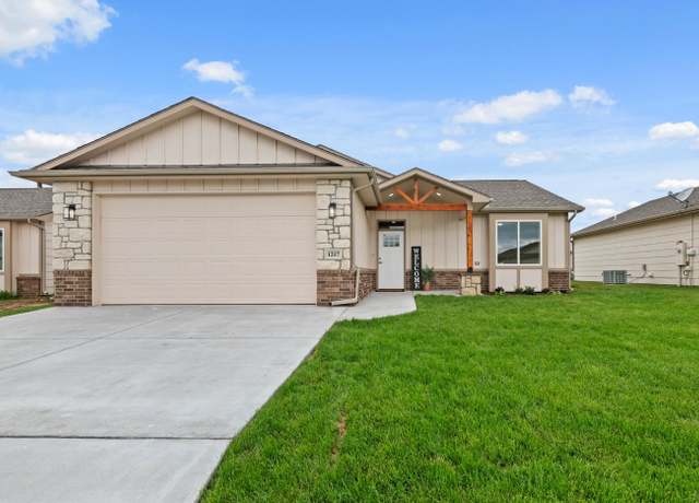 Property at 1217 E Park Glen Ct, Clearwater, KS 67026, 2 beds, 2 baths