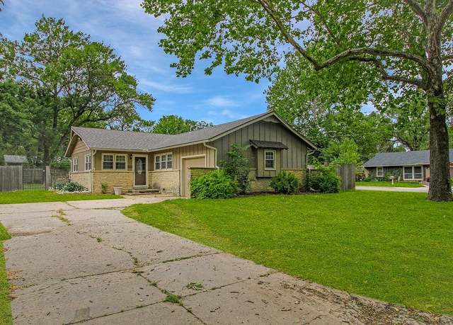 Property at 1300 N Westview Dr, Derby, KS 67037, 3 beds, 1 bath