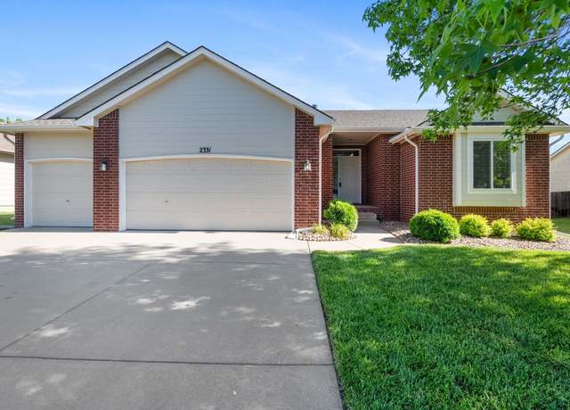 Property at 2331 N Regency Lakes Ct, Wichita, KS 67226, 4 beds, 3 baths