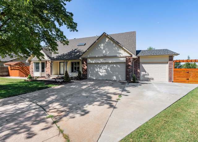 Property at 7324 E 24th Ct N, Wichita, KS 67226, 4 beds, 3.5 baths