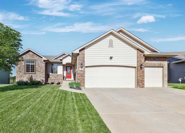 Property at 1131 N High Park Dr, Derby, KS 67037, 5 beds, 3 baths