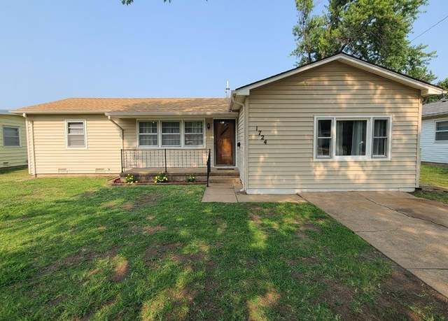 Property at 1724 N B St, Wellington, KS 67152, 3 beds, 1 bath