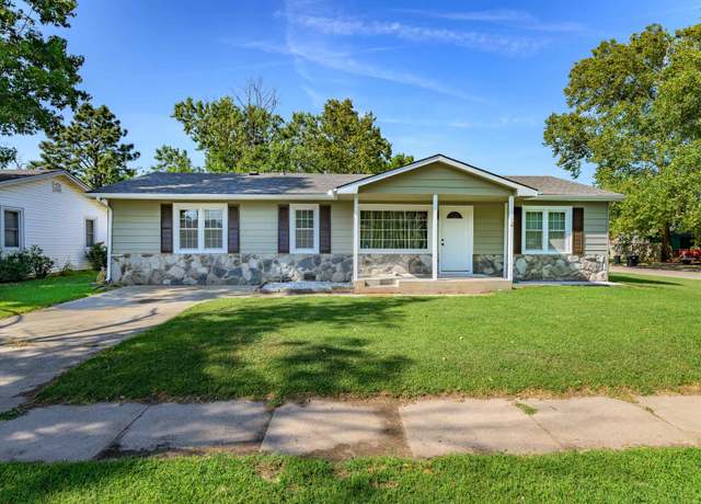 Property at 4304 W Edminster St, Wichita, KS 67212, 3 beds, 2 baths