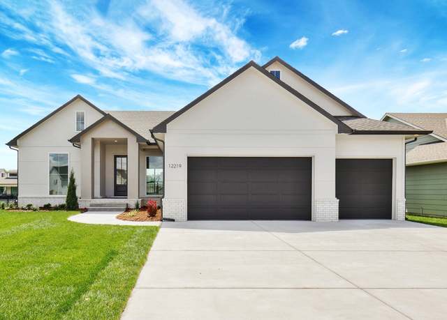 Property at 12219 E Woodspring St, Wichita, KS 67226, 5 beds, 3 baths