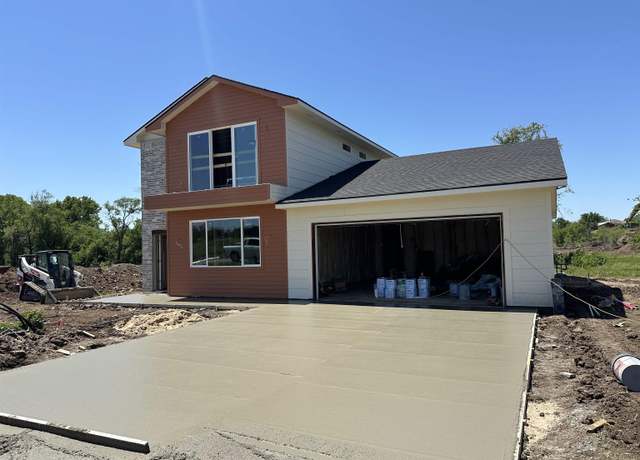 Property at 355 Arbor Vly, Valley Center, KS 67147, 4 beds, 3 baths
