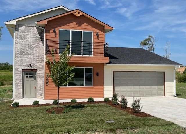 Property at 355 Arbor Vly, Valley Center, KS 67147, 4 beds, 3 baths