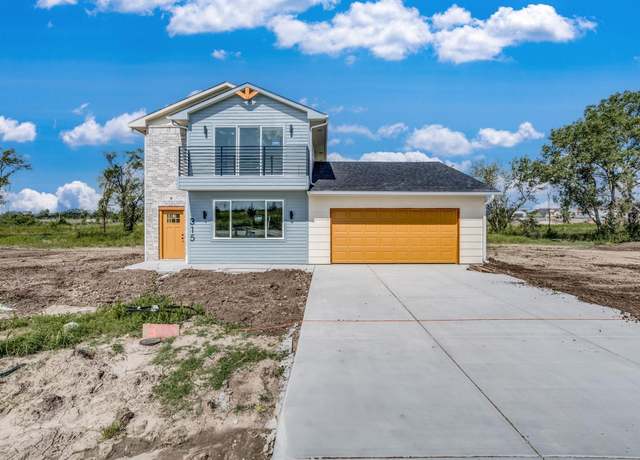 Property at 315 Arbor Valley Way, Valley Center, KS 67147, 4 beds, 3 baths