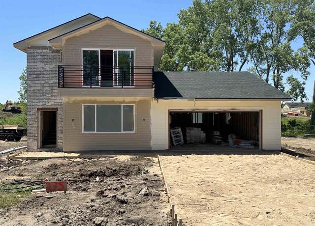 Property at 275 Arbor Valley Way, Valley Center, KS 67147, 4 beds, 3 baths
