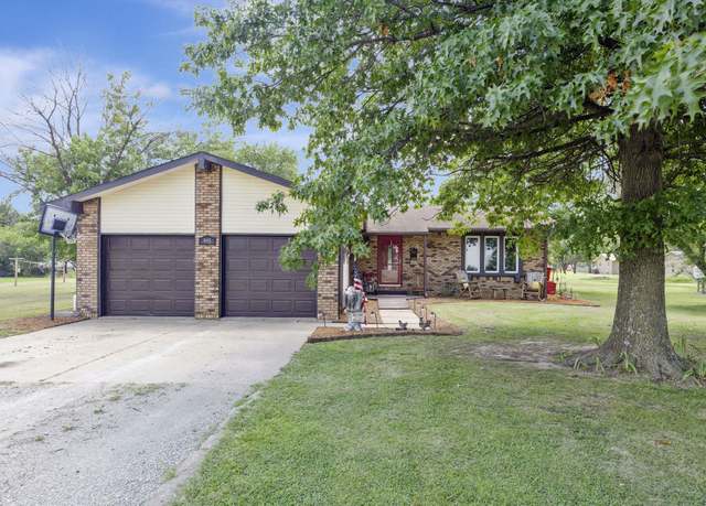 Property at 985 E 126th Ave N, Belle Plaine, KS 67013, 3 beds, 1.5 baths