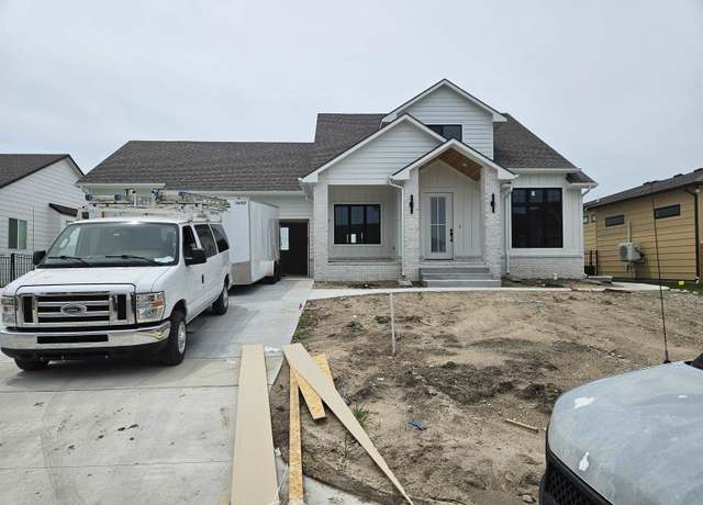 Property at 1119 W Lakeway Ct, Andover, KS 67002, 5 beds, 3.5 baths