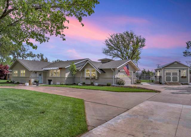 Property at 1208 Parkwood, Newton, KS 67114, 3 beds, 2 baths