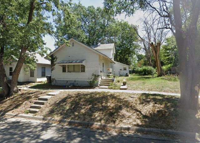 Property at 912 N Plum St, Newton, KS 67114, 3 beds, 1 bath