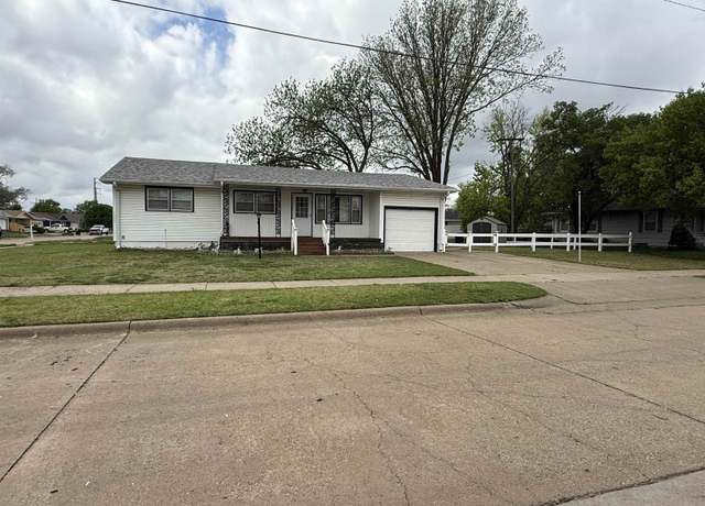 Property at 1307 Sarah Ln, Salina, KS 67401, 3 beds, 1 bath
