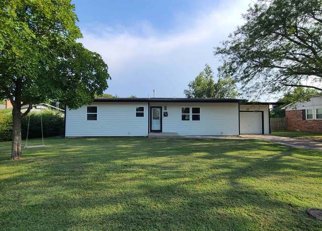 Property at 1302 Western St, Wellington, KS 67152, 4 beds, 2 baths