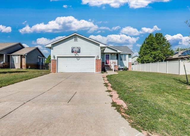 Property at 389 E Riley Ave, Haysville, KS 67060, 4 beds, 3 baths