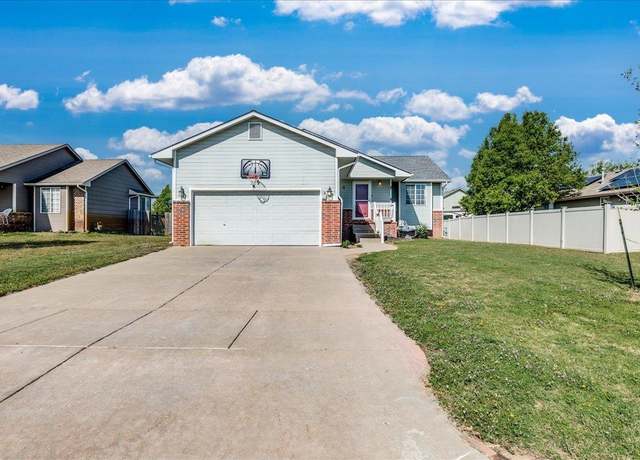 Property at 389 E Riley Ave, Haysville, KS 67060, 4 beds, 3 baths