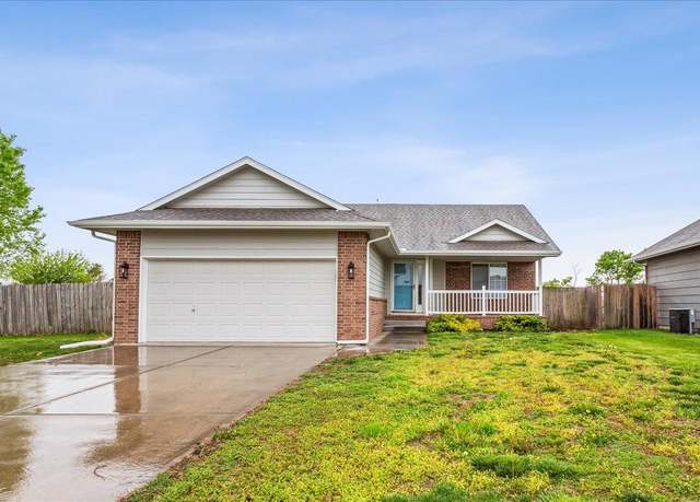 Property at 1429 Redbud Ct, Halstead, KS 67056, 4 beds, 3 baths