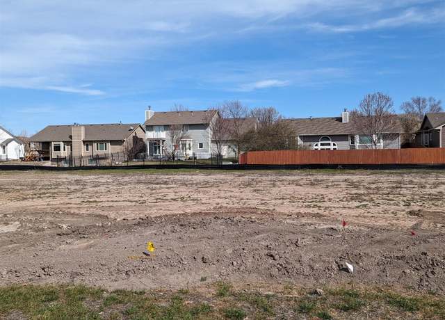 Property at 828 N Cedar Downs Cir, Wichita, KS 67235