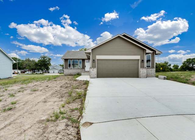 Property at 1631 N Magnolia Ct, Andover, KS 67002, 2 beds, 2 baths