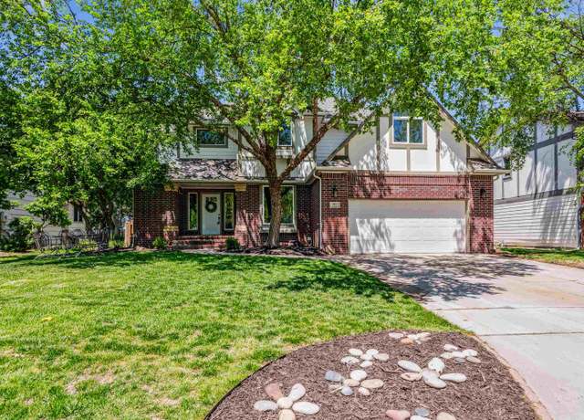 Property at 2811 N Penstemon St, Wichita, KS 67226-1811, 5 beds, 3.5 baths
