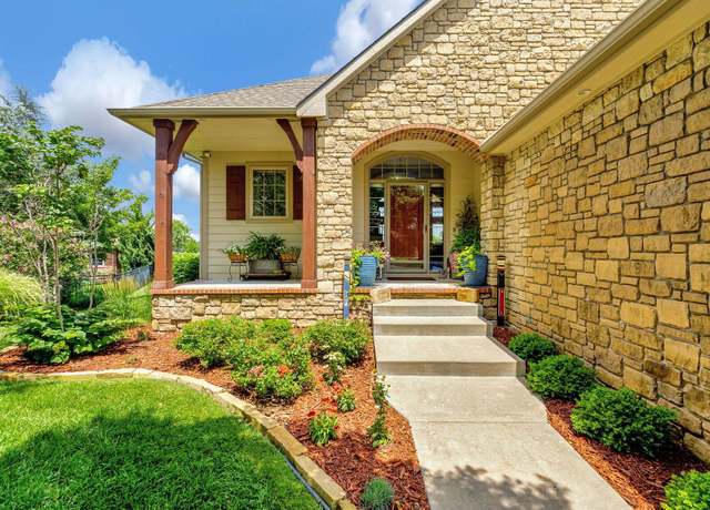 Property at 2504 N Sawgrass Ct, Derby, KS 67037, 2 beds, 2.5 baths