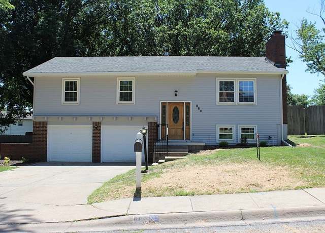 Property at 884 E Greenway Ct, Derby, KS 67037, 6 beds, 3 baths
