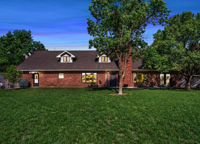 Property at 1858 170th, Marion, KS 66861, 4 beds, 2 baths