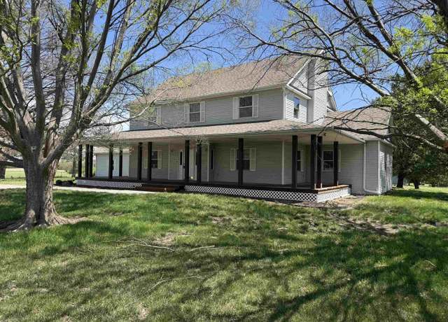 Property at 19584 71st Rd, Winfield, KS 67156, 3 beds, 3.5 baths