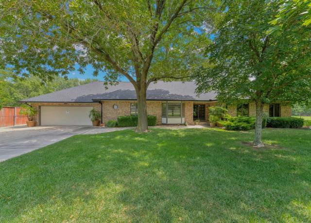 Property at 1916 S 123rd St E, Wichita, KS 67207, 3 beds, 2.5 baths