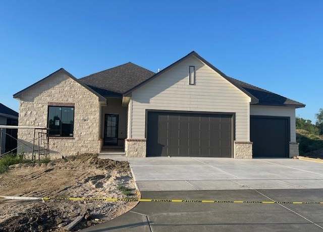 Property at 345 N Jackson Heights Ct, Wichita, KS 67206, 4 beds, 3.5 baths