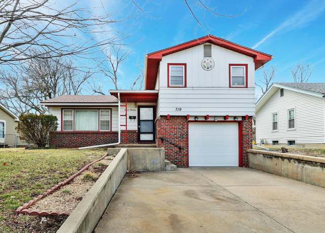 Property at 719 Fredrick Dr, El Dorado, KS 67042, 3 beds, 1 bath