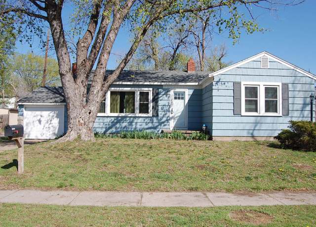 Property at 20 S Elm, Hutchinson, KS 67501, 2 beds, 1.5 baths