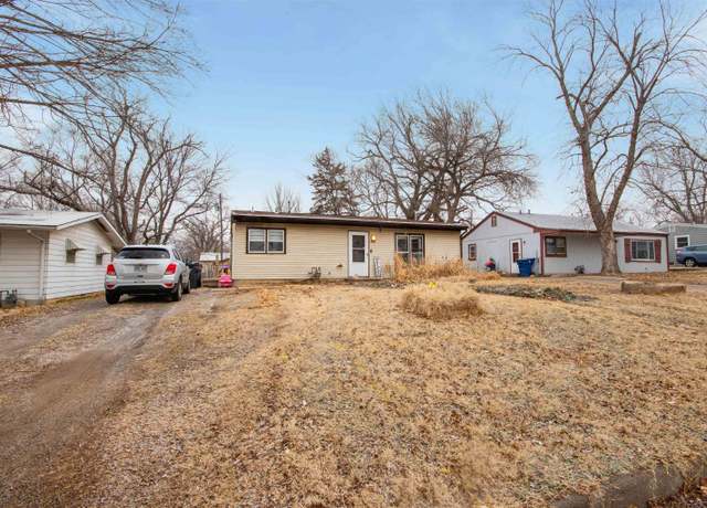 Property at 908 SE 2nd St, Newton, KS 67114, 3 beds, 1 bath