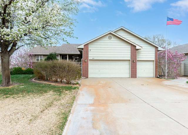 Property at 6417 S Madison Ct, Wichita, KS 67216, 3 beds, 3 baths