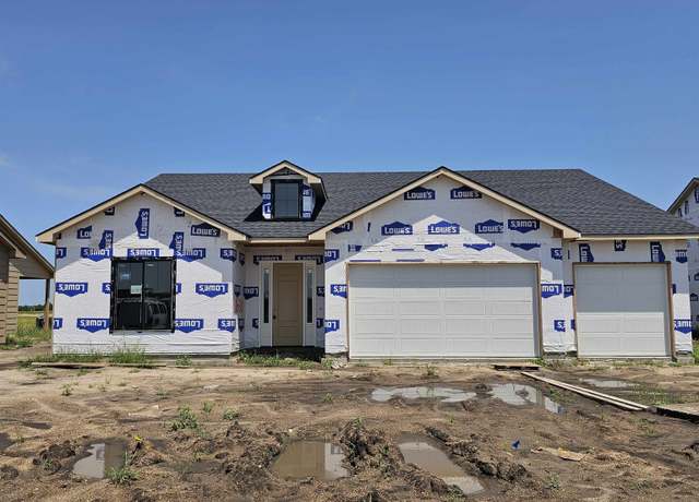 Property at 1630 E Appleton St, Valley Center, KS 67147, 4 beds, 2 baths