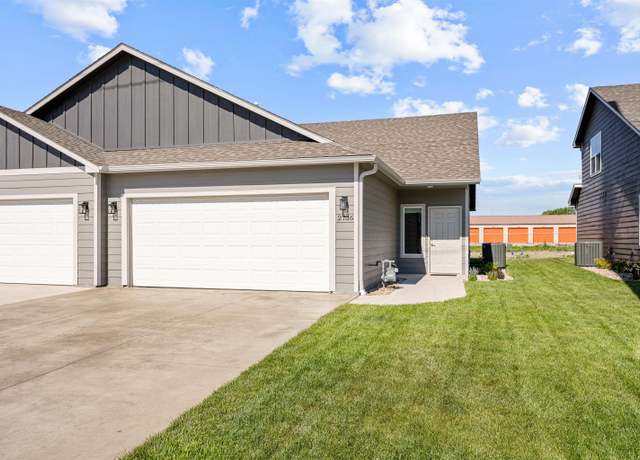 Property at 2736 Tim Rogers Ln, Salina, KS 67401, 2 beds, 2 baths
