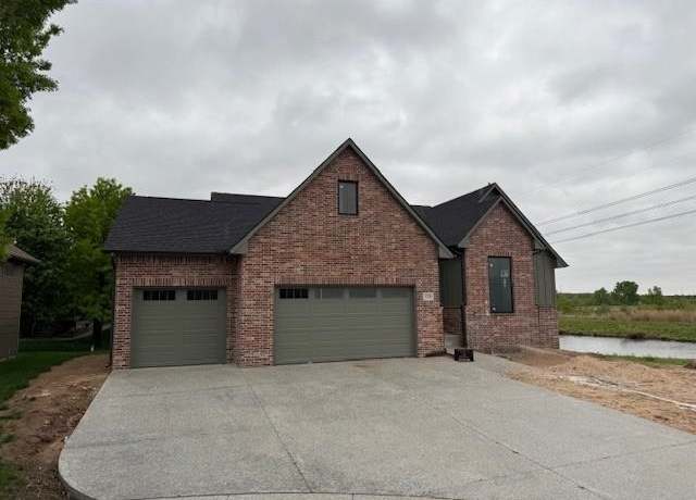 Property at 3338 N Grey Meadow Ct, Wichita, KS 67205, 6 beds, 3.5 baths