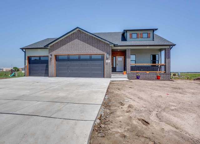 Property at 469 S Stoney Creek St, Clearwater, KS 67026, 4 beds, 3.5 baths