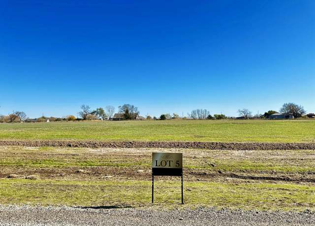 Property at 5 Cypress St, Derby, KS 67037