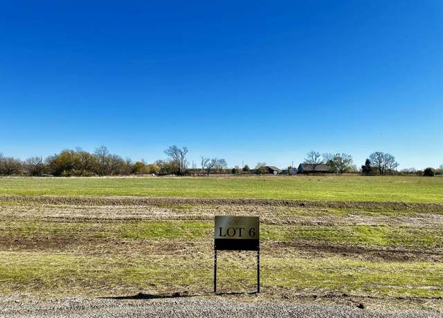Property at 6 Cypress St, Derby, KS 67037