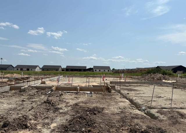Property at 9217 E Creed St, Wichita, KS 67210, 4 beds, 2 baths