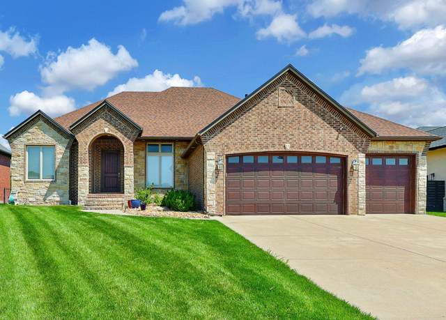Property at 5154 N Athenian Ct, Wichita, KS 67204, 5 beds, 4 baths