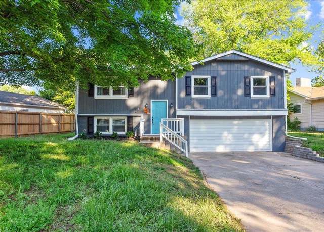Property at 237 S Washington St, Belle Plaine, KS 67013, 3 beds, 2 baths