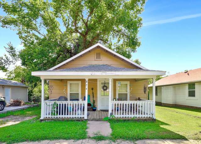 Property at 824 S Taylor St, El Dorado, KS 67042, 2 beds, 1 bath