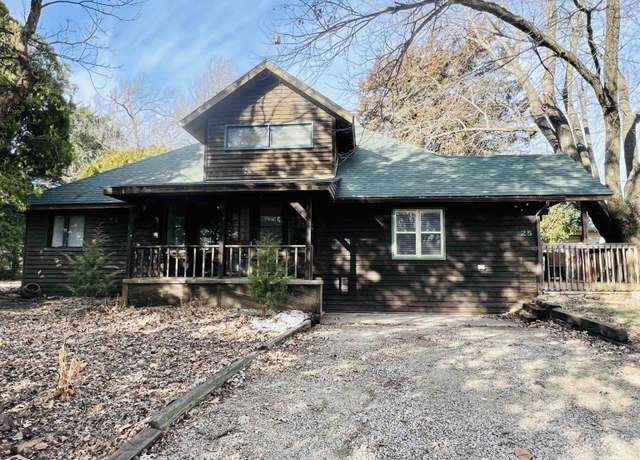 Property at 25 Jerome, Marion, KS 66861, 4 beds, 3 baths