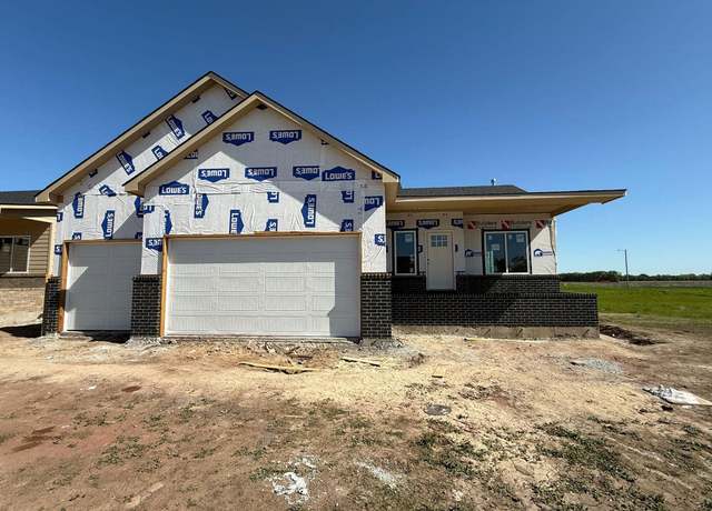 Property at 5852 N Newport Ct, Park City, KS 67219, 5 beds, 3 baths